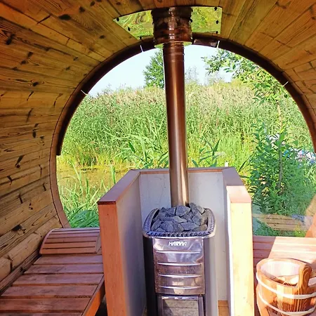 Jelen * Jelen (Szczecinek)